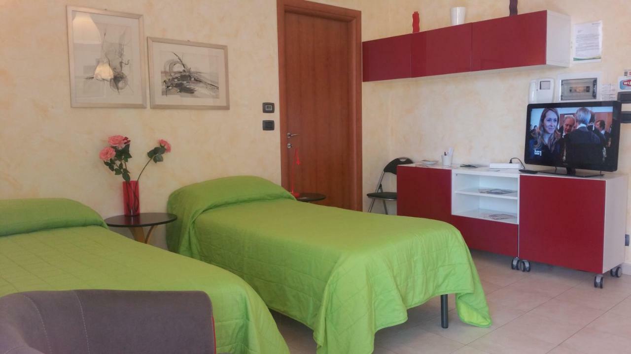 B&BLeTerrazze BoutiqueHotel2-Torino Ciriè Extérieur photo